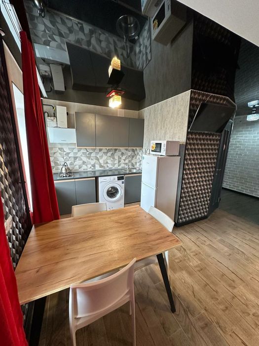 Свобрдна 1 этГоспиталь/Холодная гора/Вокзал БОЛЬШАЯ КВАРТИРА