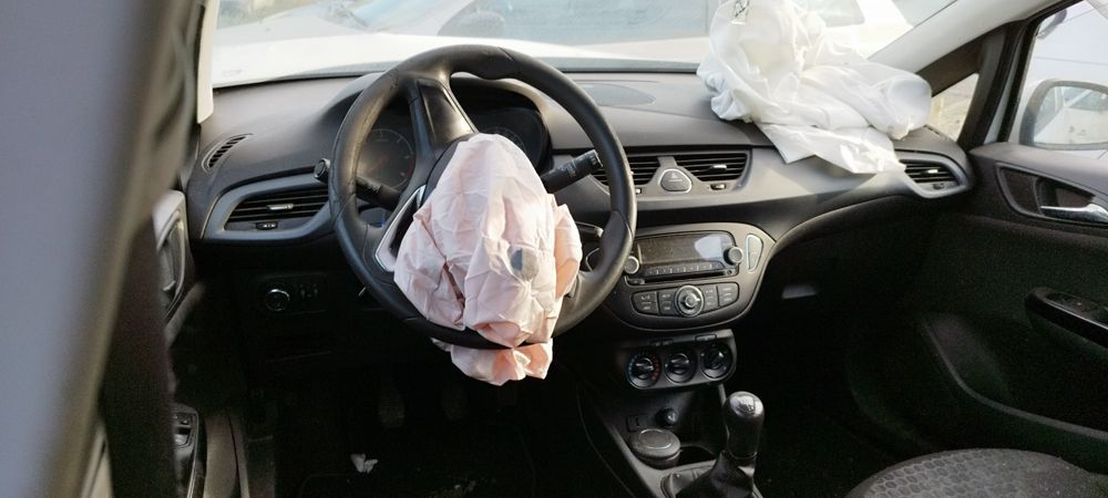 Opel Corsa E peças