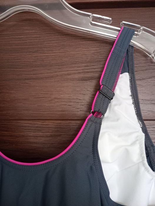 Jednoczęściowy kostium do pływania Aqua- speed