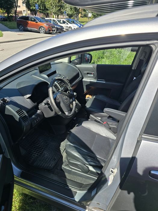 Mazda 5      2.0 benzyna