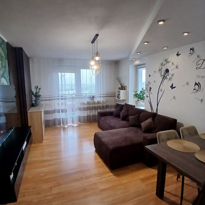 Sprzedam 3 pokojowe mieszkanie 63 m² +piwnica 3.24m²