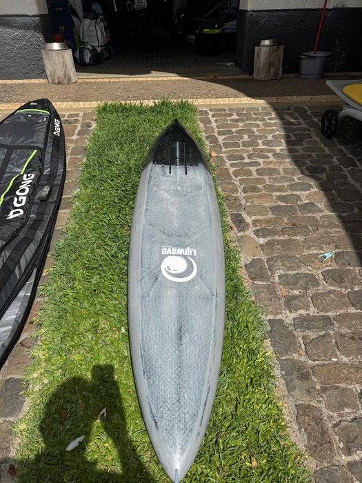 Prancha foil downwind e light wind 7.11 1 /2 Full carbon LIPWAVE