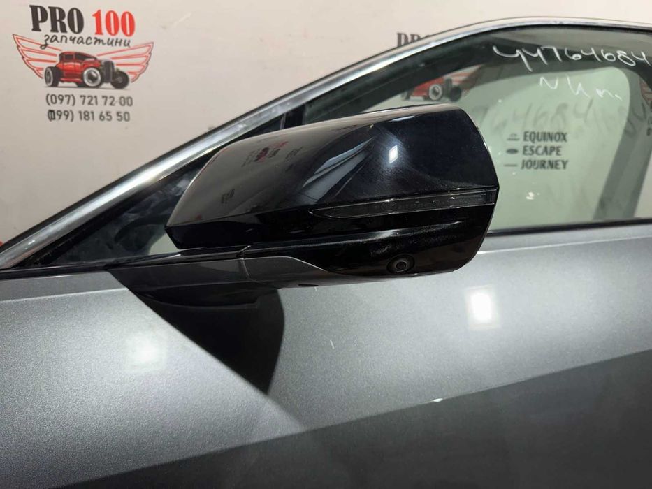 Двері ліві взборі дзеркало Каділак Кадиллак Cadillac Lyriq 2023 - 2025