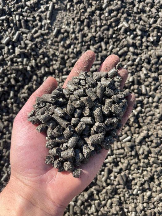 Pellet z łuski słonecznika