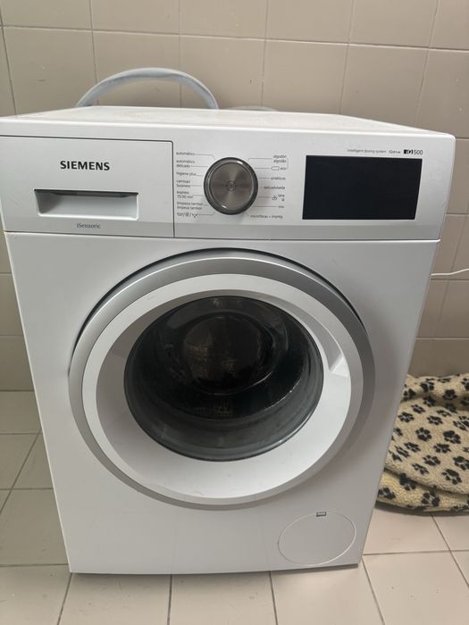 Maquina de lavar roupa