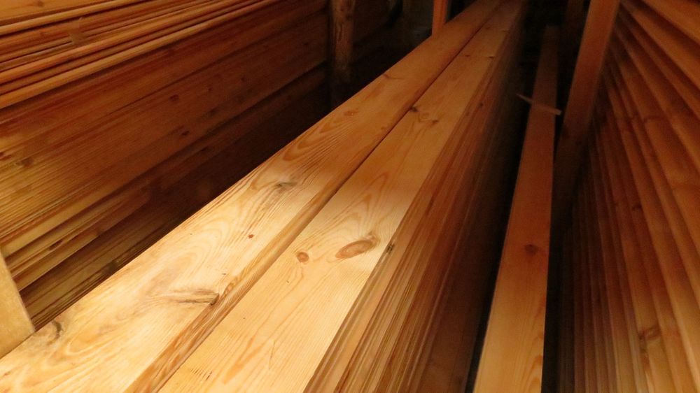 Підлогава дошка різних розмірів