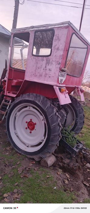 Продаю трактор Т-25