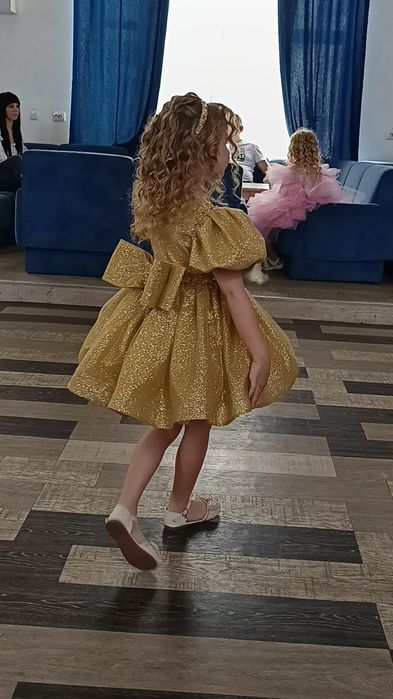 Дитяча сукня на випускний в садочок 116 розмір