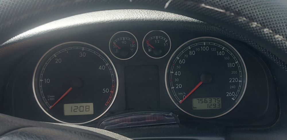 VolksWagen Passat 1.9 cc 130 cv