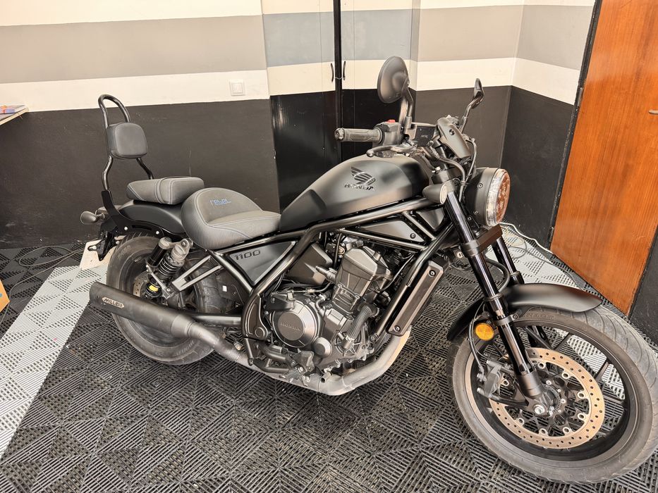 Honda rebel 1100