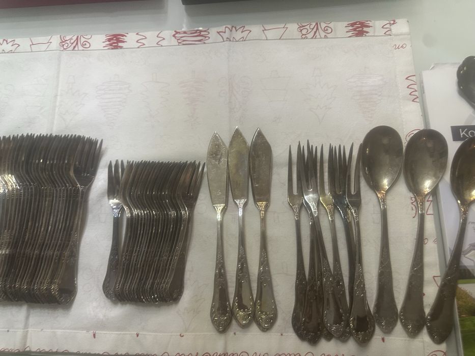 Hefra Zestaw sztućców posrebrzanych romańskich