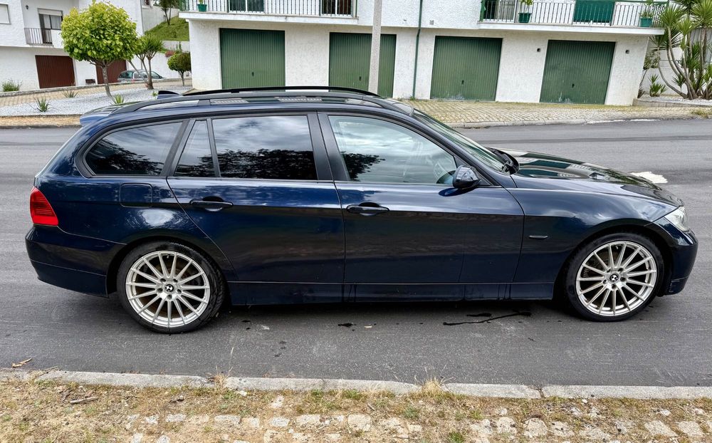 BMW 320d Touring 163cv 2007 - Selo Antigo