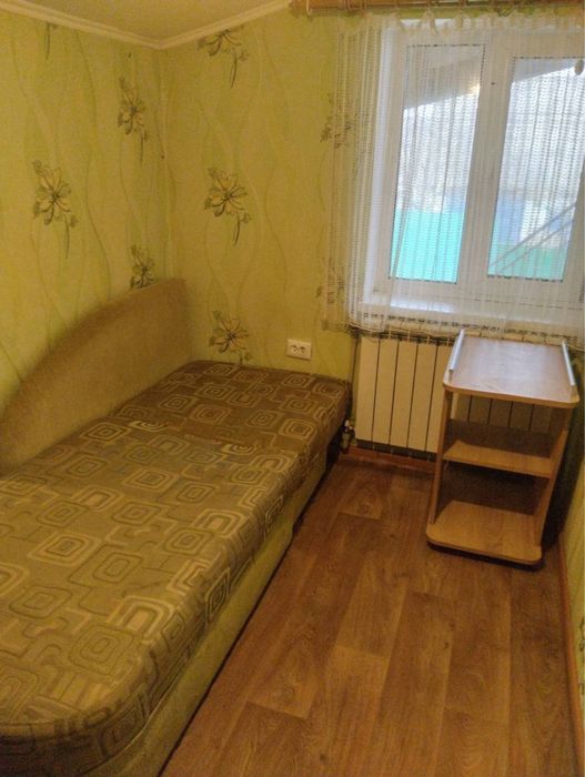 Оренда будинку або кімнати окремо