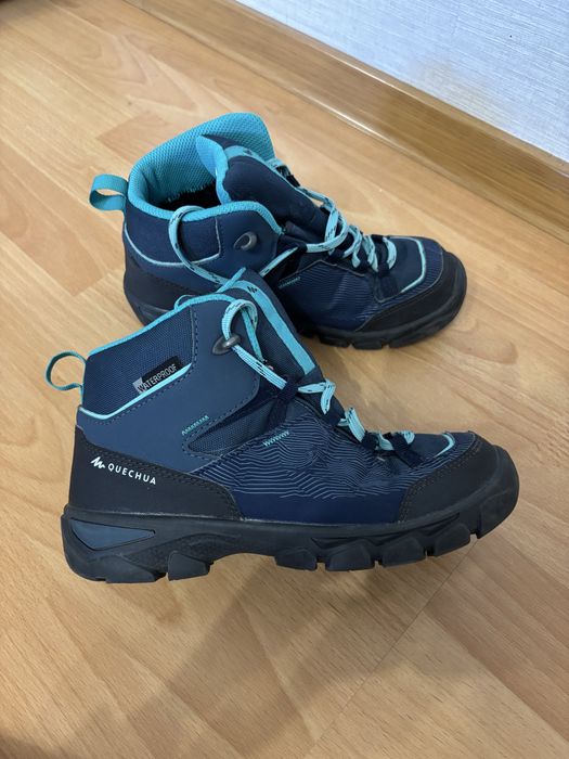 Ботінки  демісезонні Quechua 35р