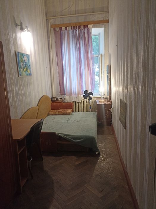 Свободно!Центр!  350 один человек,500 грн за двоих в сутки!