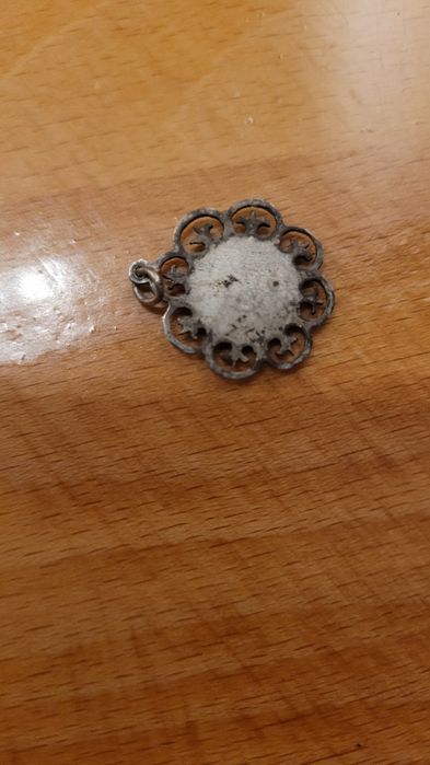 Antyczny  francuski medalik