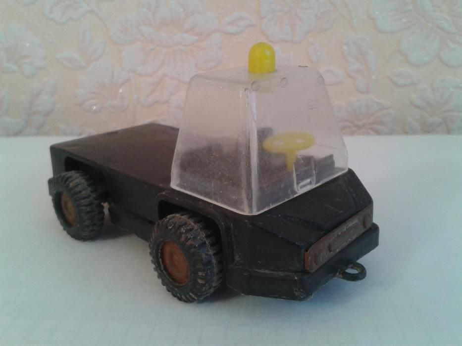 Машина игрушечная СССР