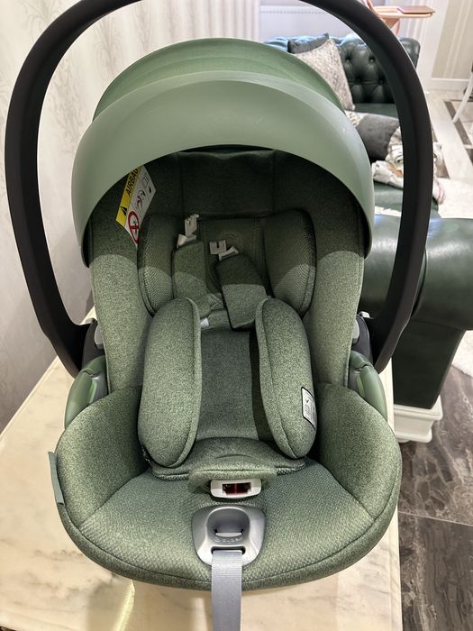 Автокрісло Cybex Clooud