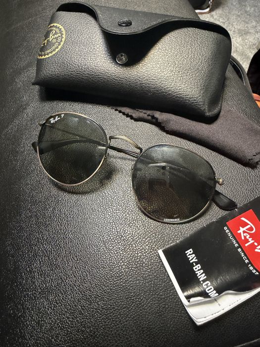 Ray-Ban Round Metal dourado