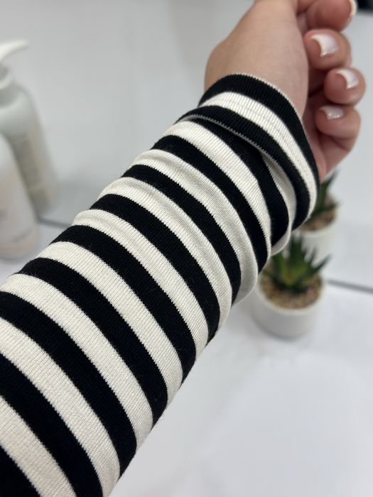 вкорочений лонг в полоску