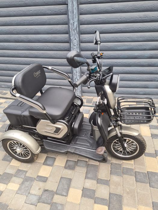 Продается электрический трицикл Кросс Логан трицикл