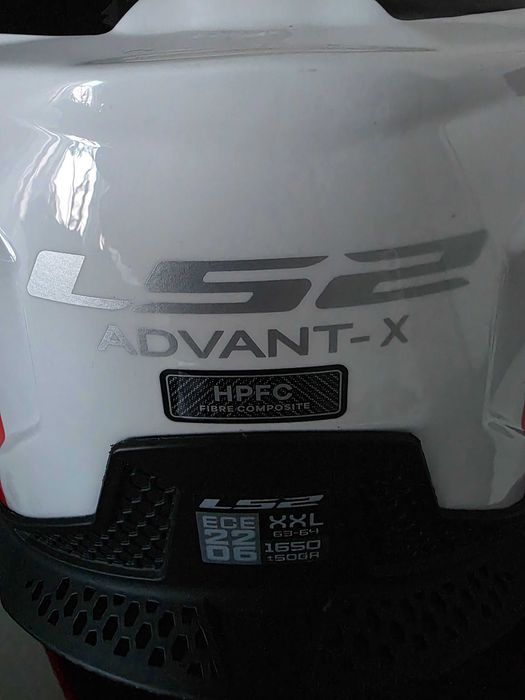 Kaski motocyklowe ls2 2xl i scorpion xl