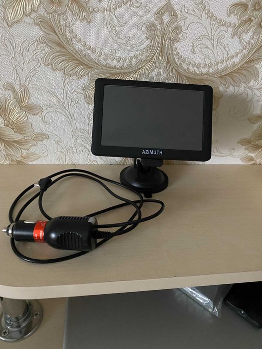 Автомобільний навігатор Azimuth B52