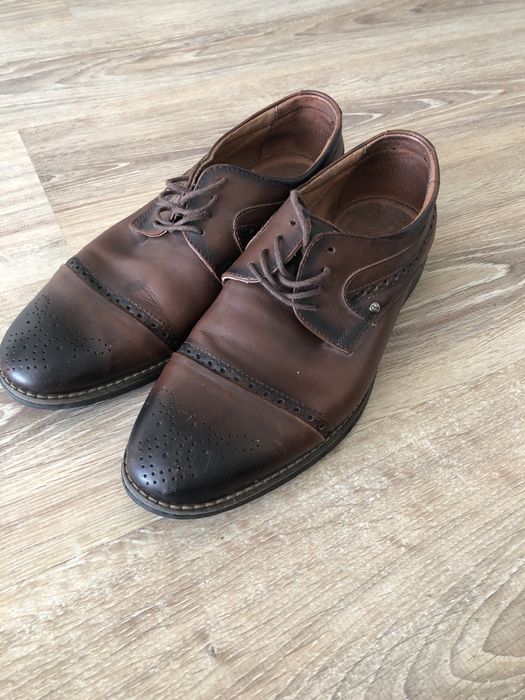 Шкіряні чоловічі туфлі