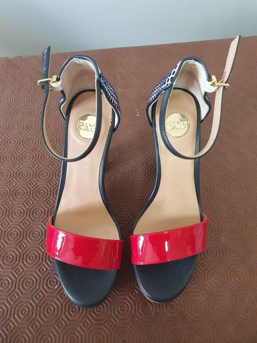 Sapatos marca EXÉ n°37 ( usados uma vez )