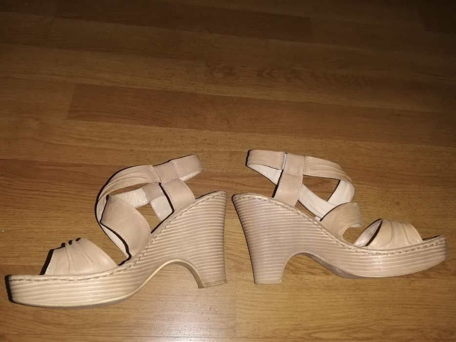 Szpilki sandałki lasocki 37