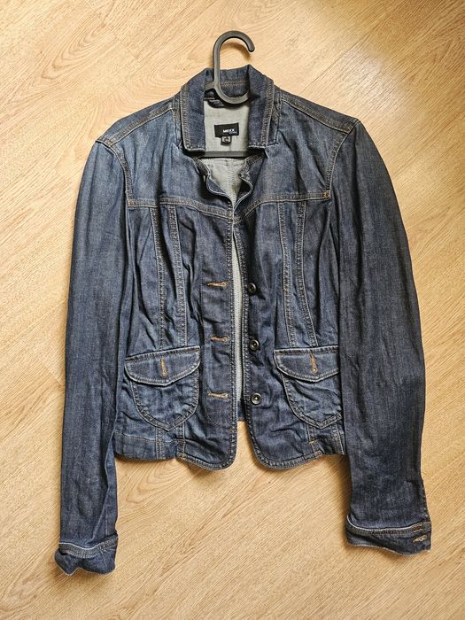 Klasyczna damska kurtka jeansowa marki Mexx Denim