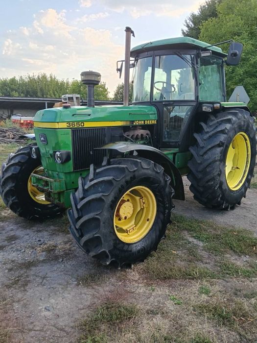 John Deere 3650