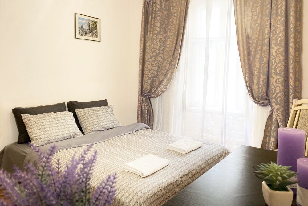 СВІТЛО 24/7 ЦЕНТР 2кім Площа Ринок погодинно подобово