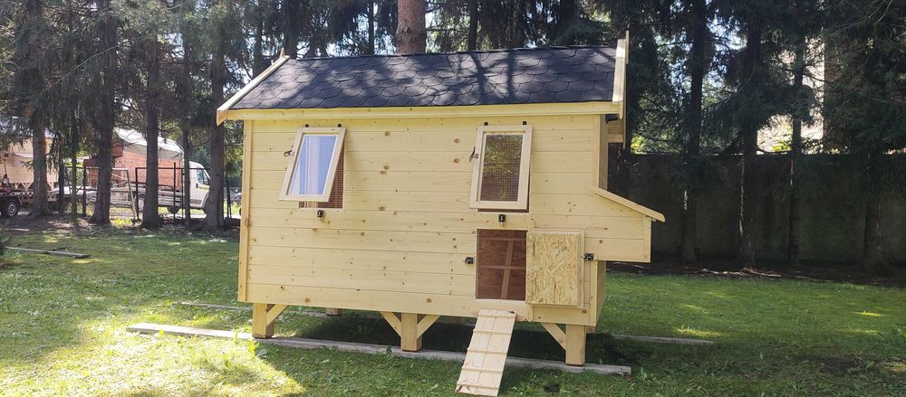 Kurnik dla kur duży, ocieplony