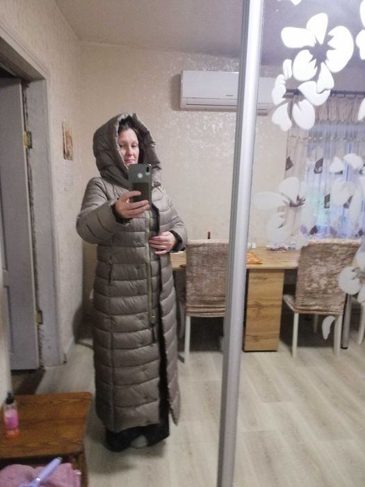 Длинная куртка купила на Резетке 2 месяца назад 2300 отдам 1700