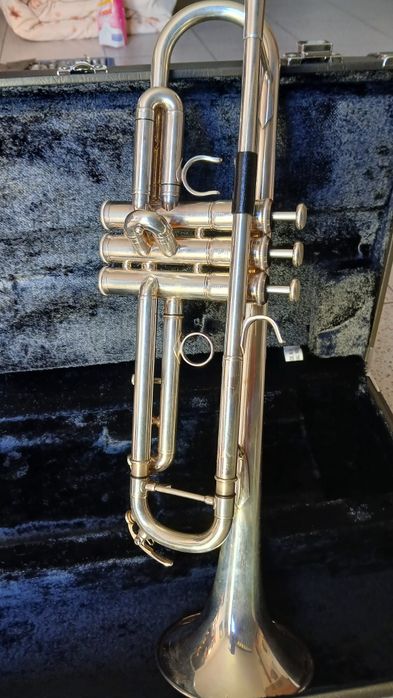 Trompete Yamaha ytr5335