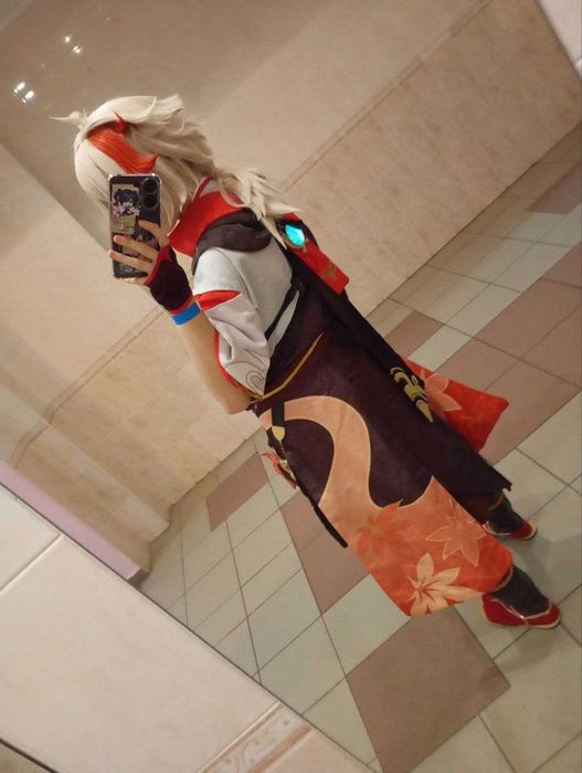 Косплей Кадзуха Геншин