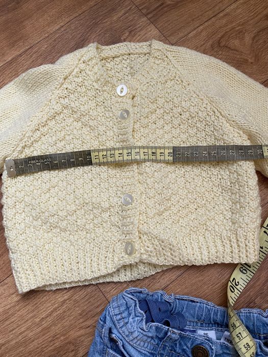 В’язана стильна кофтинка кардиган дівчинці ручної роботи