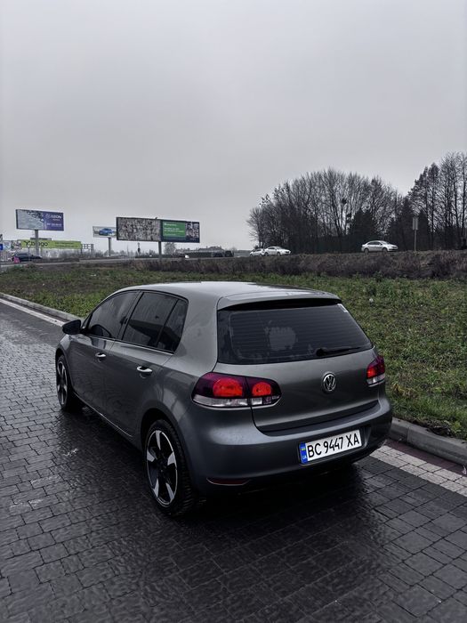 Volkswagen Golf 6 2011 1.6 Бензин