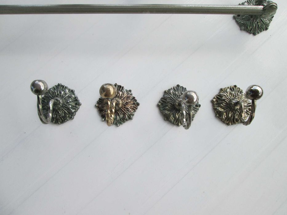 15 Acessórios Rústicos para Casa de Banho "Golfinhos" em Metal Dourado