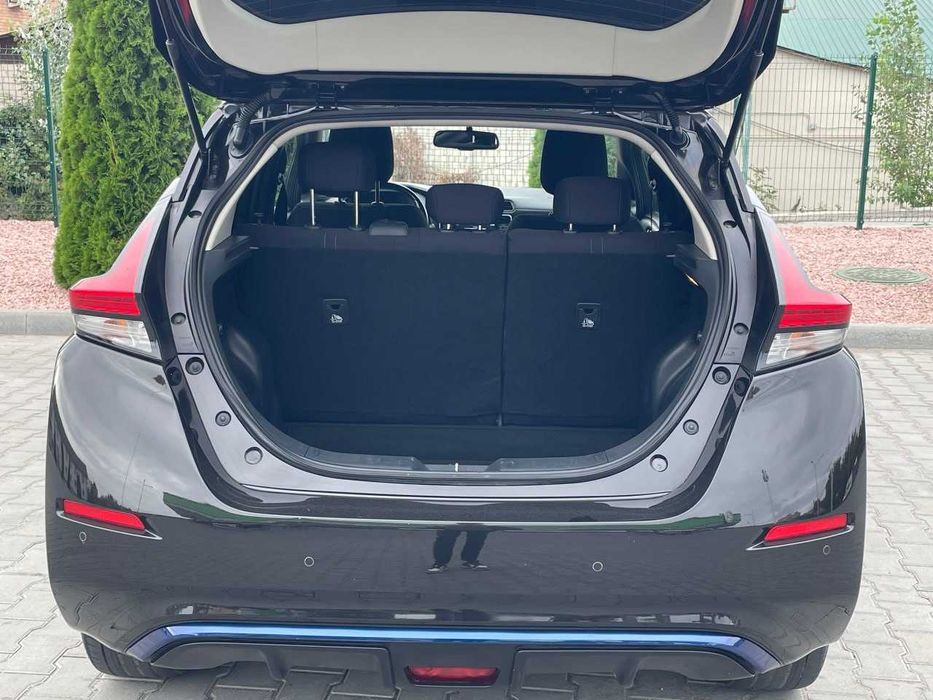 Продам  Nissan Leaf 2018. Можна в розстрочку, під викуп.