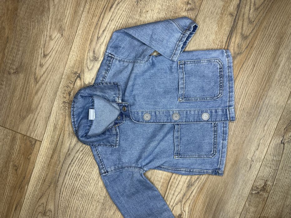 Піджачок H&M.