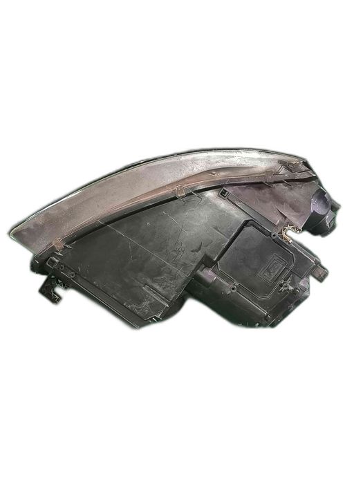 Ótica / Farol Esquerdo AUDI A3 Sportback 8P0941003K (OEM) | 0301206201 (OEM)
