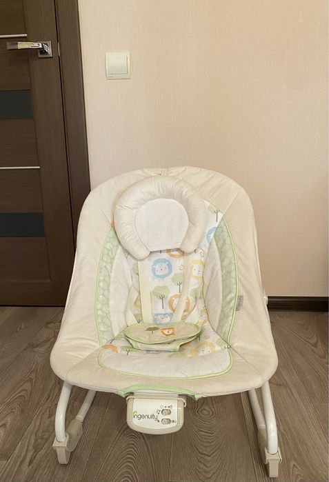 Крісло-гойдалка Ingenuity