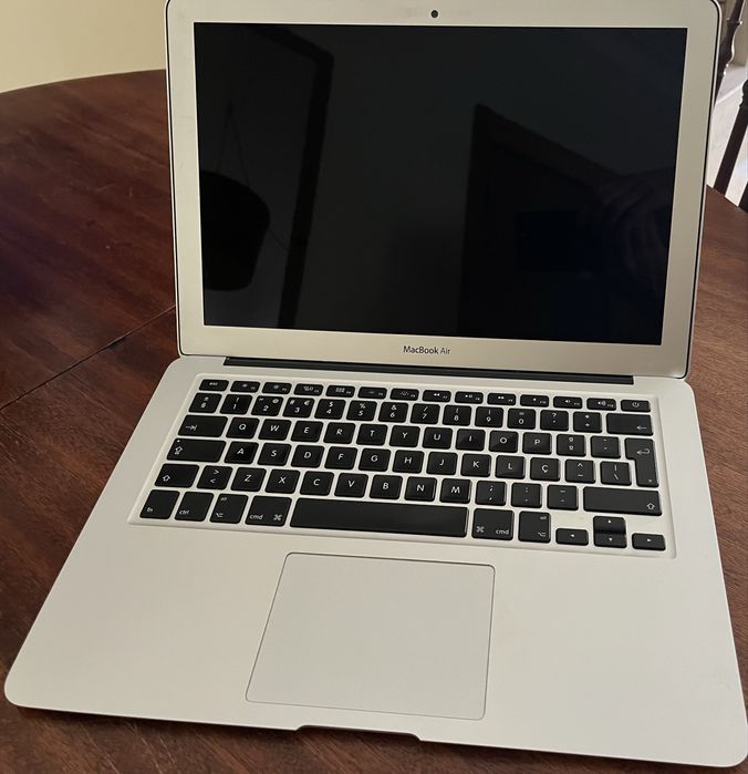 13-inch Portable MacBook Air64283956377729121