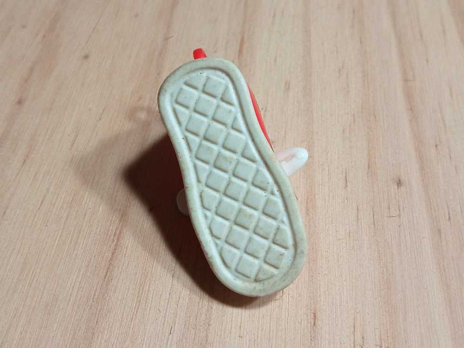 Kinder Surpresa - Fingers Games