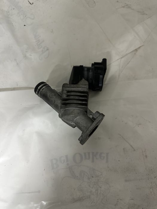 Zawór EGR  BMW E87 E88 E82 E90 E92 2.0i bmw