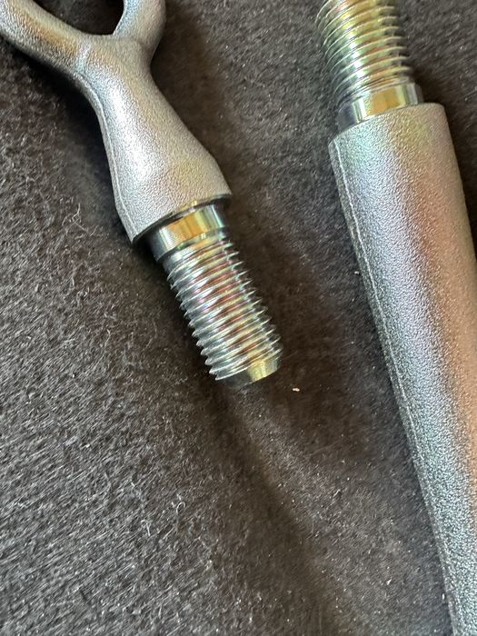 Крюк буксировочний mazda cx-5,cx-90,mazda 6