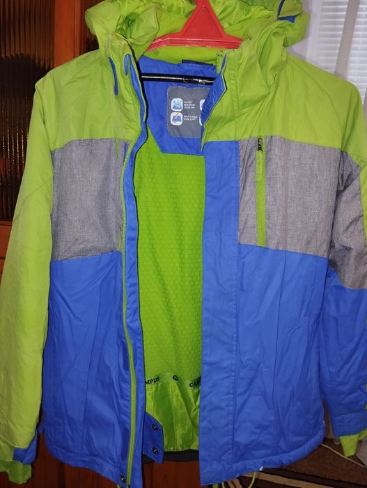 Куртка осенняя на мальчика