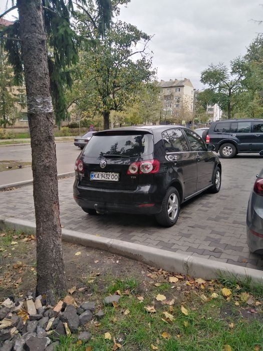 Продам Volkswagen Golf Plus 1.6 дизель